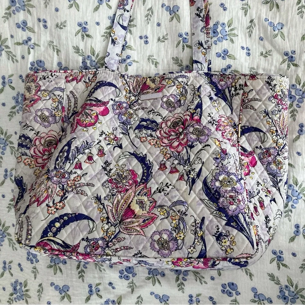 Vera Bradley Pastel Floral Tote - Picture 6 of 8